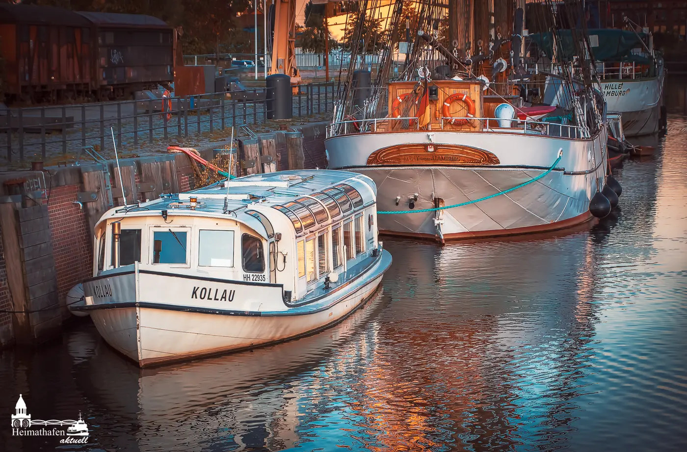 Traditionsreicher Alsterdampfer KOLLAU in Hamburg