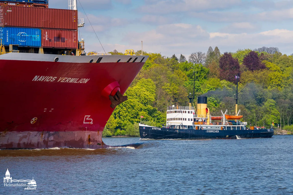 Dampf-Eisbrecher STETTIN vor Bubendeyufer