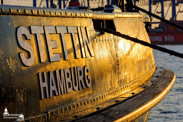 Dampf-Eisbrecher STETTIN in der Abendsonne