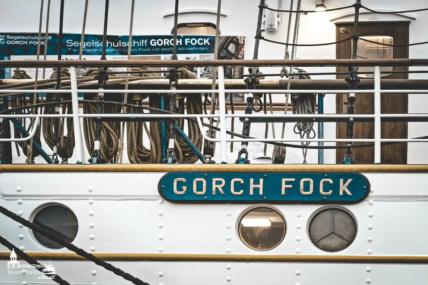 Hamburg Foto Hafen Details - Gorch Fock - Schiffsname