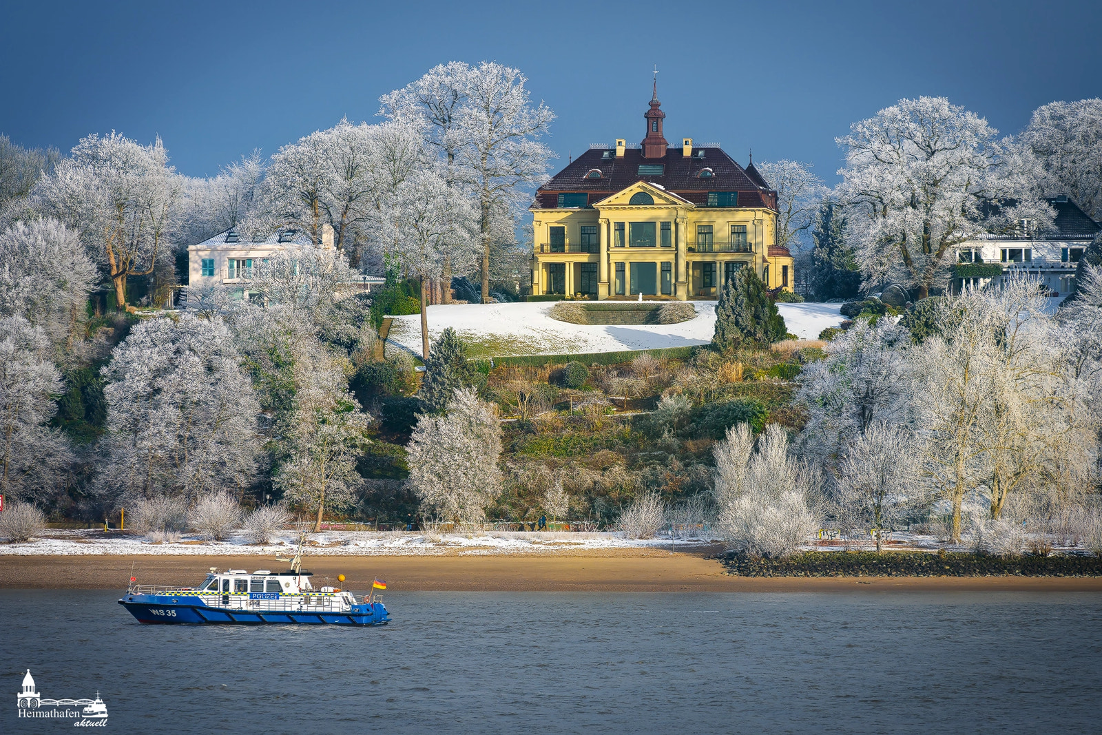 Hamburg Hafenbilder 
- Wasserschutzpolizei WS35 am Bubendeyufer bei Frost und Sonnenschein