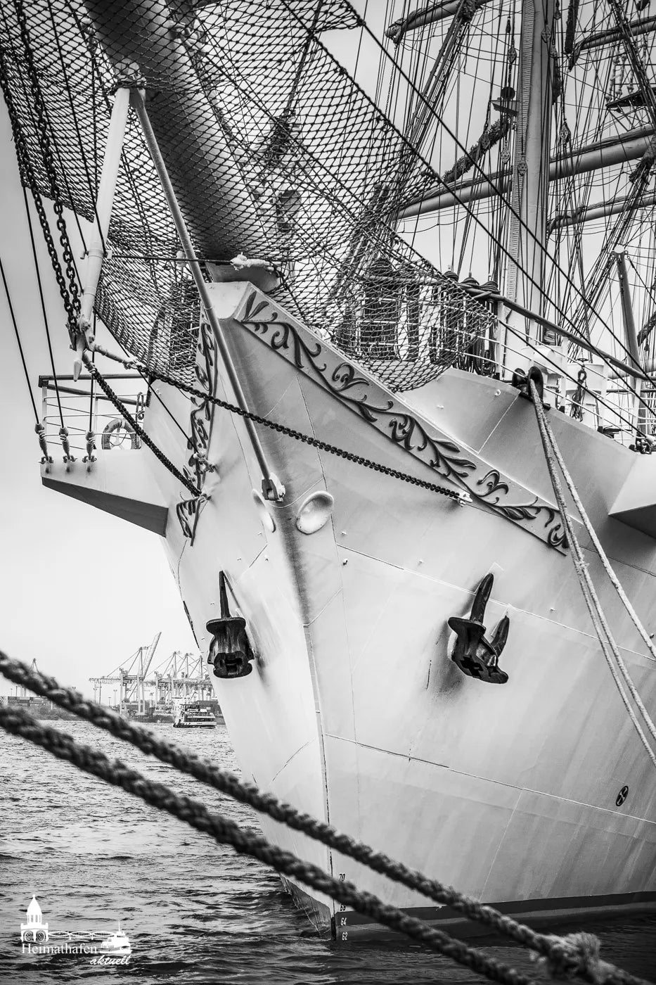 Segelschiff MIR an den Landungsbrücken - Hamburg, deine Liebe -  Exklusive Hamburgbilder