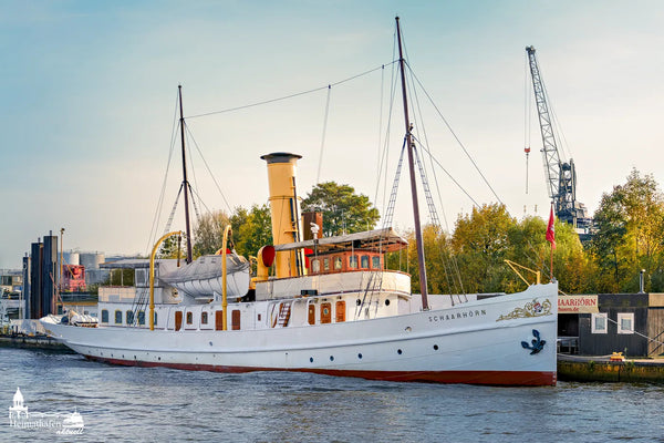 Dampfschiff SCHAARHÖRN am alten Liegeplatz neben Hafentheater